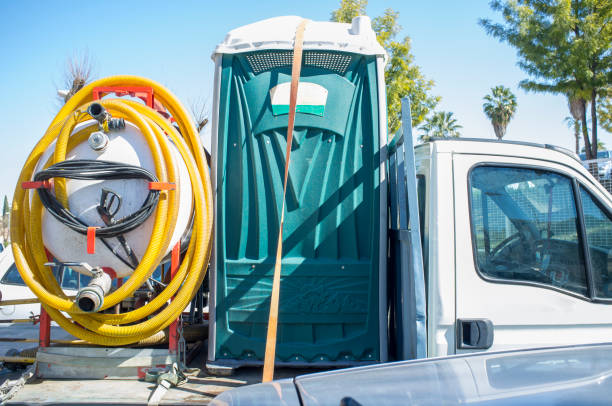 Portable Toilet Options We Offer in Hillsboro, IL